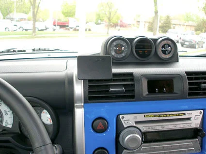 Center Dash Mount for Toyota FJ Cruiser