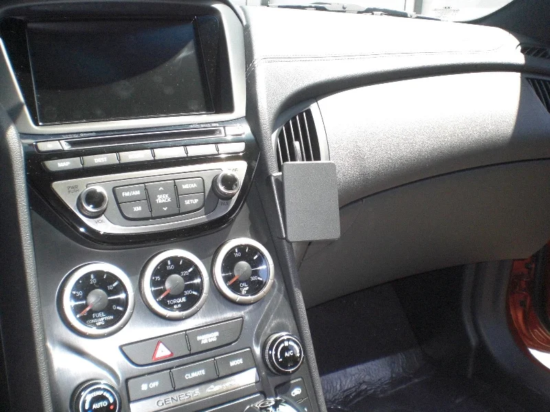 Angled Dash Mount for Hyundai Genesis Coupe